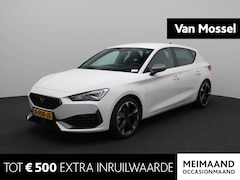 CUPRA Leon - 1.4 e-Hybrid Essential | STUURVERWARMING | PARKEERSENSOREN | NAVIGATIE | HALF-LEDER |