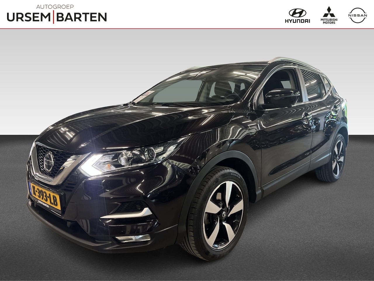 Nissan Qashqai - 1.3 DIG-T N-Connecta | Panoramadak - AutoWereld.nl