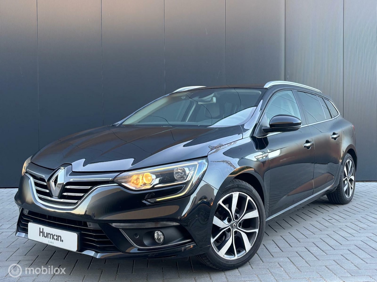 Renault Mégane Estate - 1.2 TCe Bose N.A.P Camera luxe leder - AutoWereld.nl