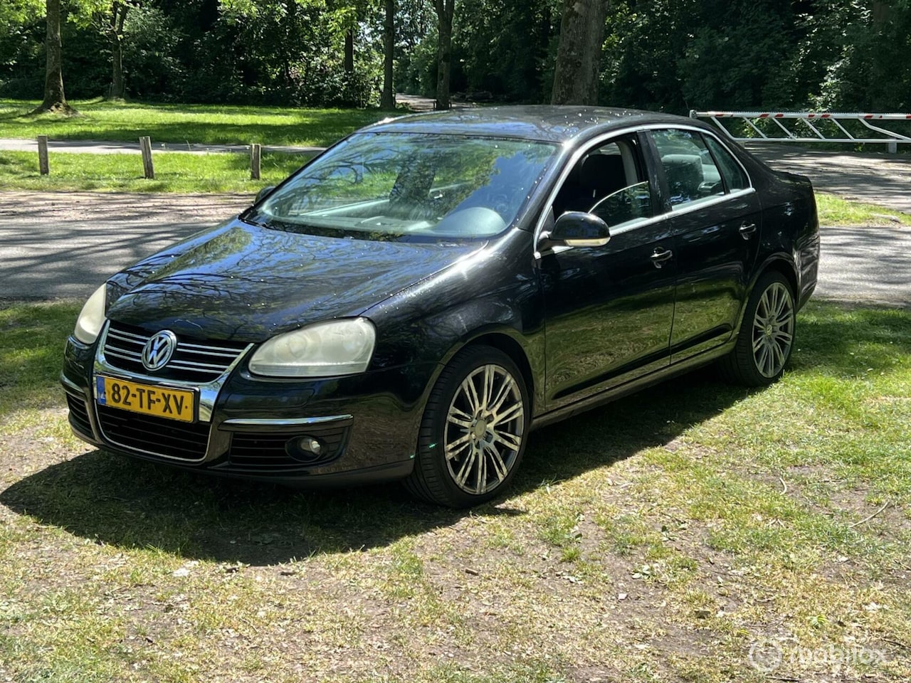 Volkswagen Jetta - 1.6 FSI Comfortline 1.6 FSI Comfortline - AutoWereld.nl