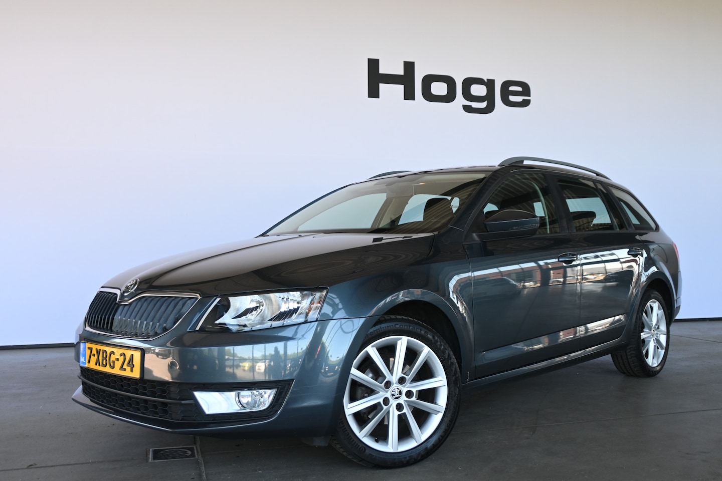 Skoda Octavia Combi - 1.2 TSI Greentech Ambition Clima Navigatie Trekhaak Rijklaarprijs Inruil Mogelijk! - AutoWereld.nl
