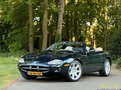 Jaguar XK8 - 4.0 V8 Convertible