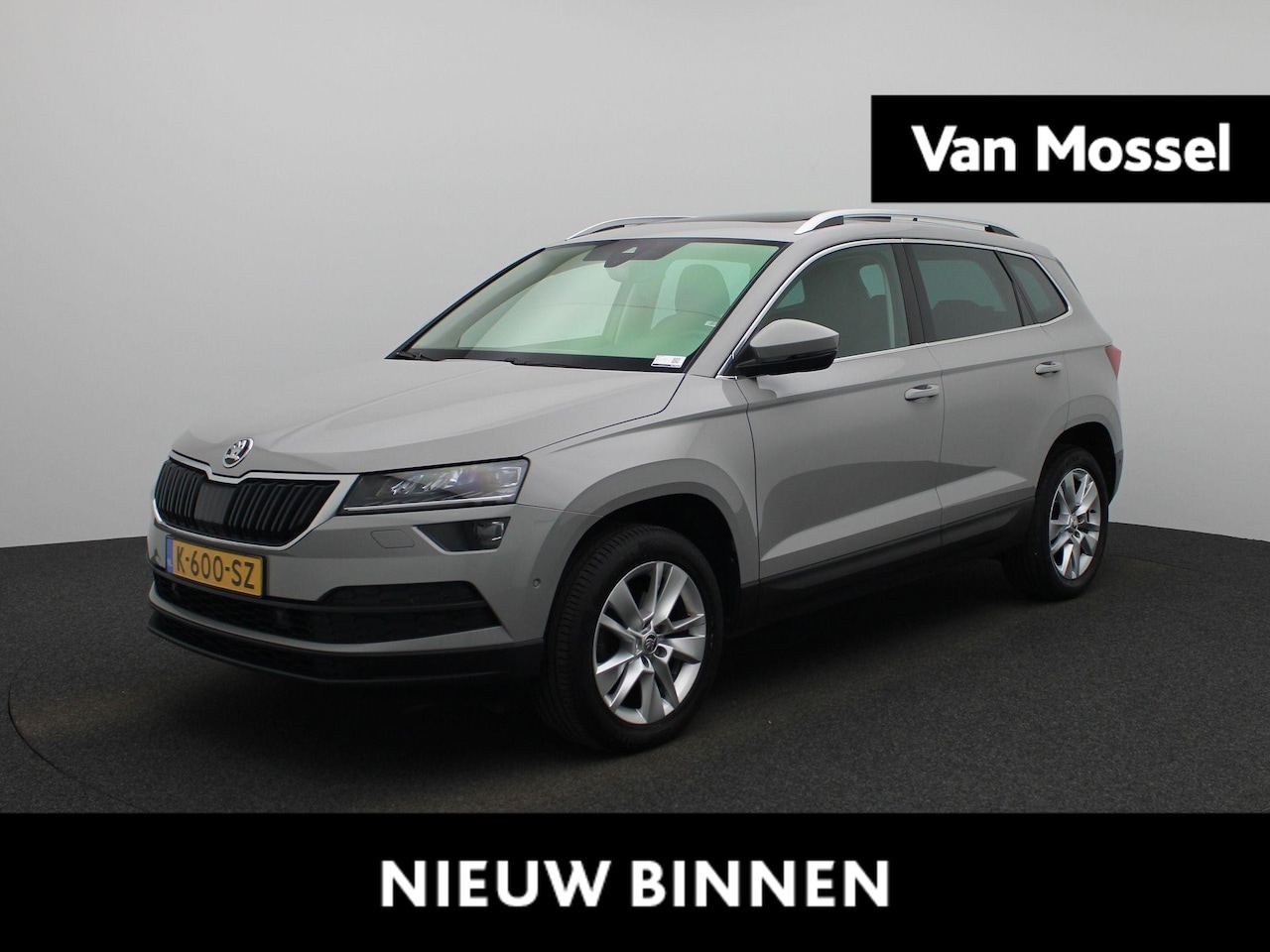 Skoda Karoq - 1.5 TSI ACT Business Edition Plus | Camera | Navigatie | Stoelverwarming | Climate Control - AutoWereld.nl
