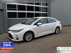 Toyota Corolla - 1.8 Hybrid Active | 1e Eigenaar | Trekhaak | Boekjes