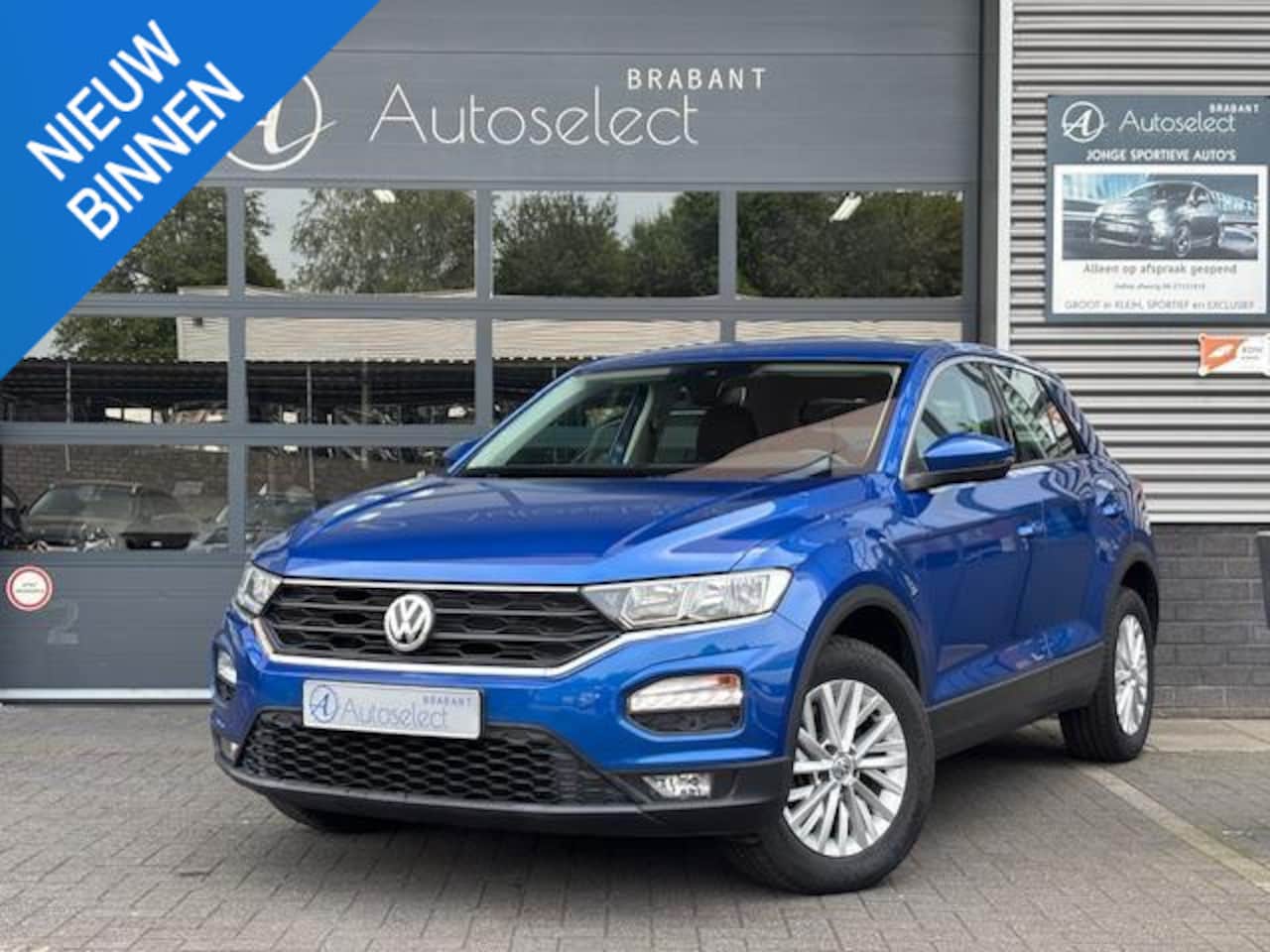 Volkswagen T-Roc - 1.0 TSI Style Climate Stoelvw Navi App - AutoWereld.nl