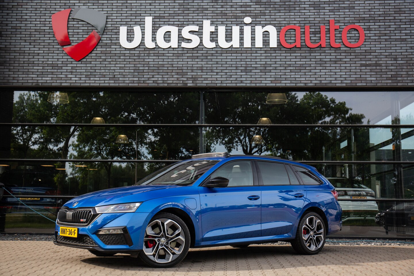 Skoda Octavia Combi - 1.4 TSI RS iV PHEV Business 1.4 TSI RS iV PHEV Business , Pano dak, HUD, Canton, Afap. cruise, - AutoWereld.nl