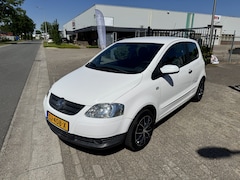 Volkswagen Fox - 1.2 Trendline*NIEUWAPK*TREKHAAK