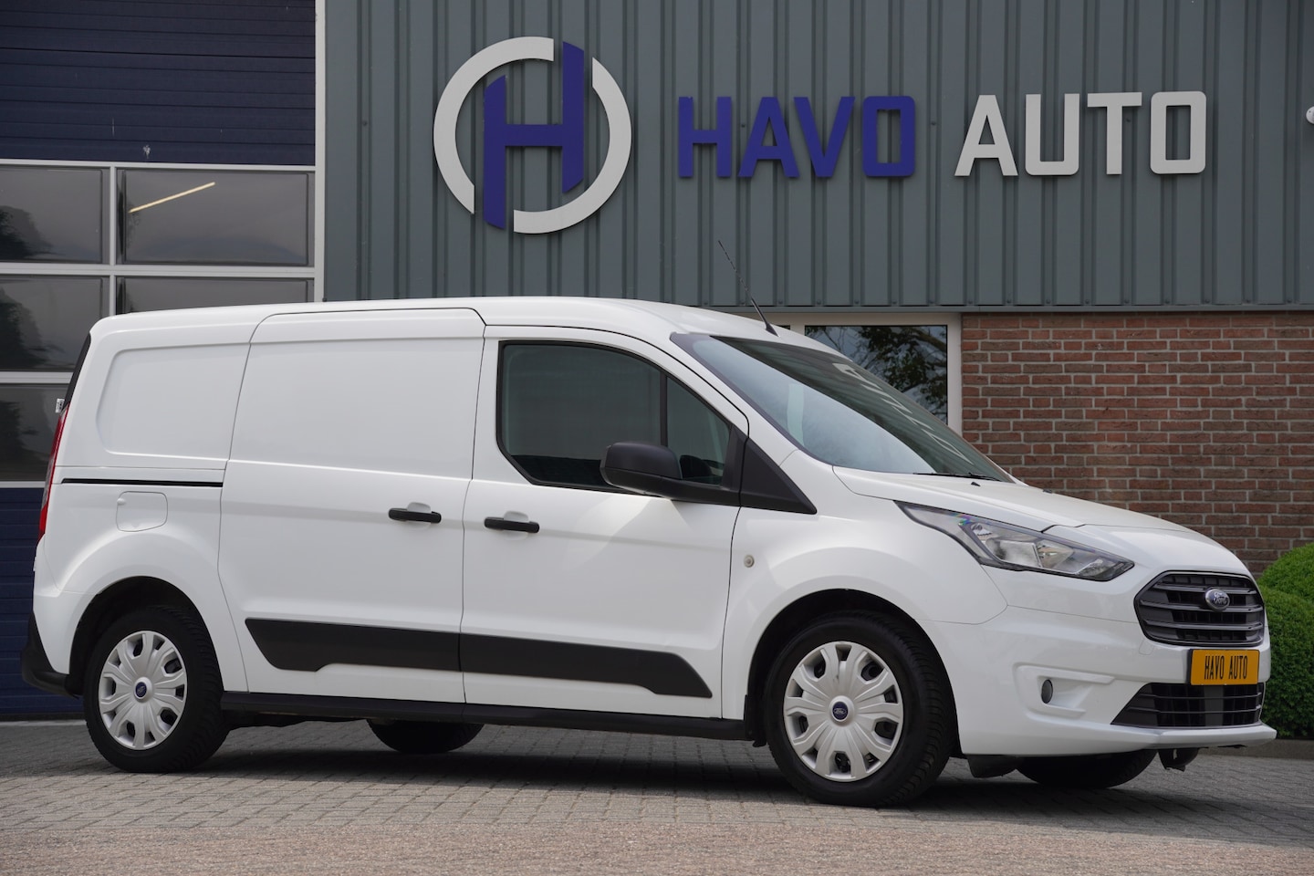 Ford Transit Connect - 1.0 Benzine L2 Trend, 3-ZITS, BTW-BPM-VRIJ - AutoWereld.nl
