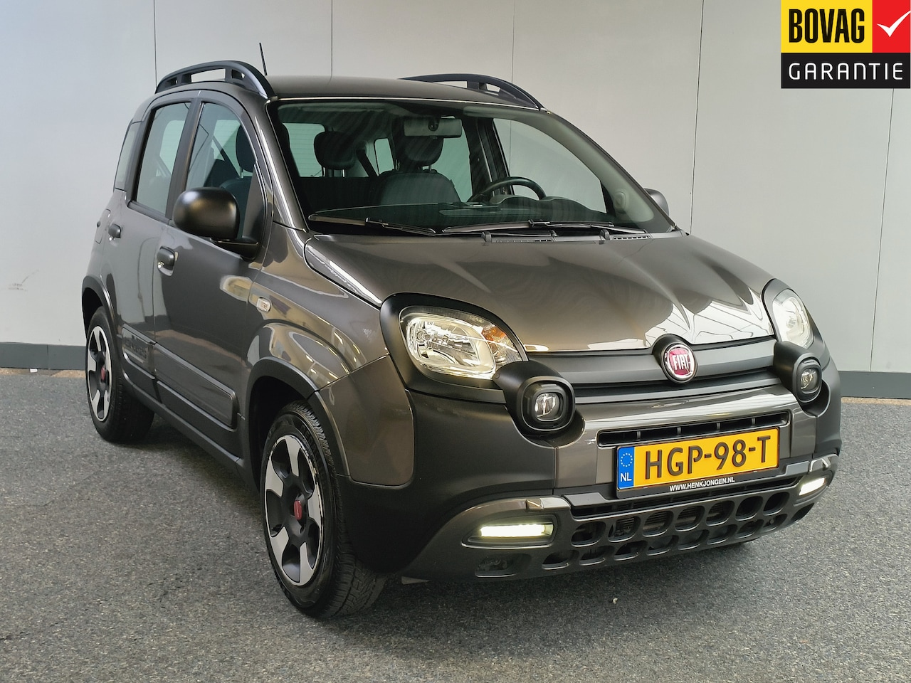 Fiat Panda - 1.0 Hybrid City Cross Rijklaar + 12 maanden Bovag-garantie Henk Jongen Auto's in Helmond, - AutoWereld.nl