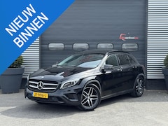 Mercedes-Benz GLA-Klasse - 180 Ambition | Panoramadak | Navigatie | 18 Inch Lichtmetalen Velgen | LED | Cruise Contro