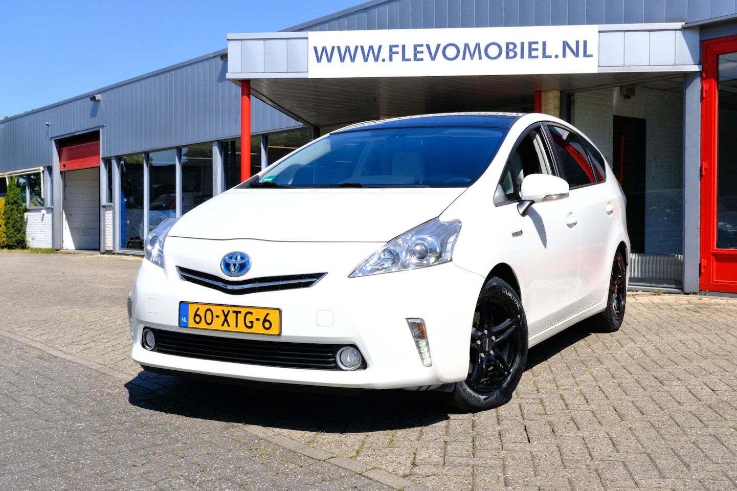 Toyota Prius Wagon - 1.8 Aspiration 7-pers Aut. Pano|Navi|Clima|Cam - AutoWereld.nl