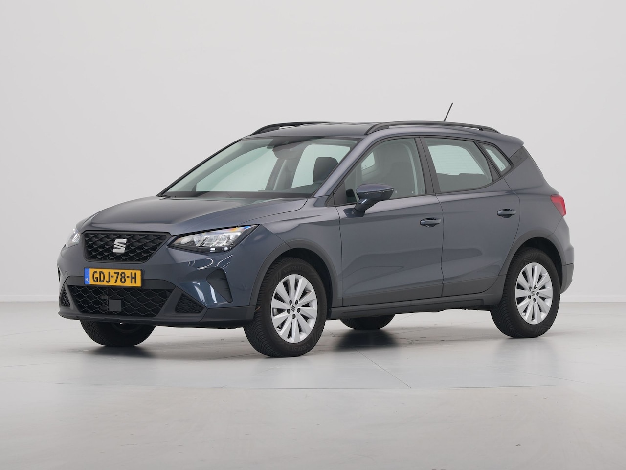 Seat Arona - 1.0 EcoTSI Style Navi via App Pdc Cruise Lm Velgen - AutoWereld.nl