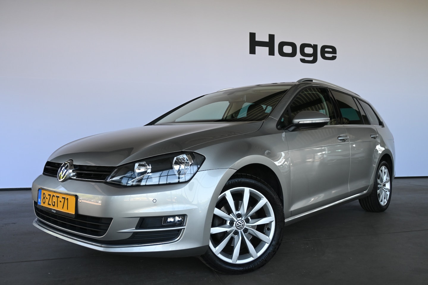 Volkswagen Golf Variant - 1.4 TSI Business Edition Navigatie Stoelmassage Trekhaak Goed Onderhouden! Inruil Mogeljik - AutoWereld.nl