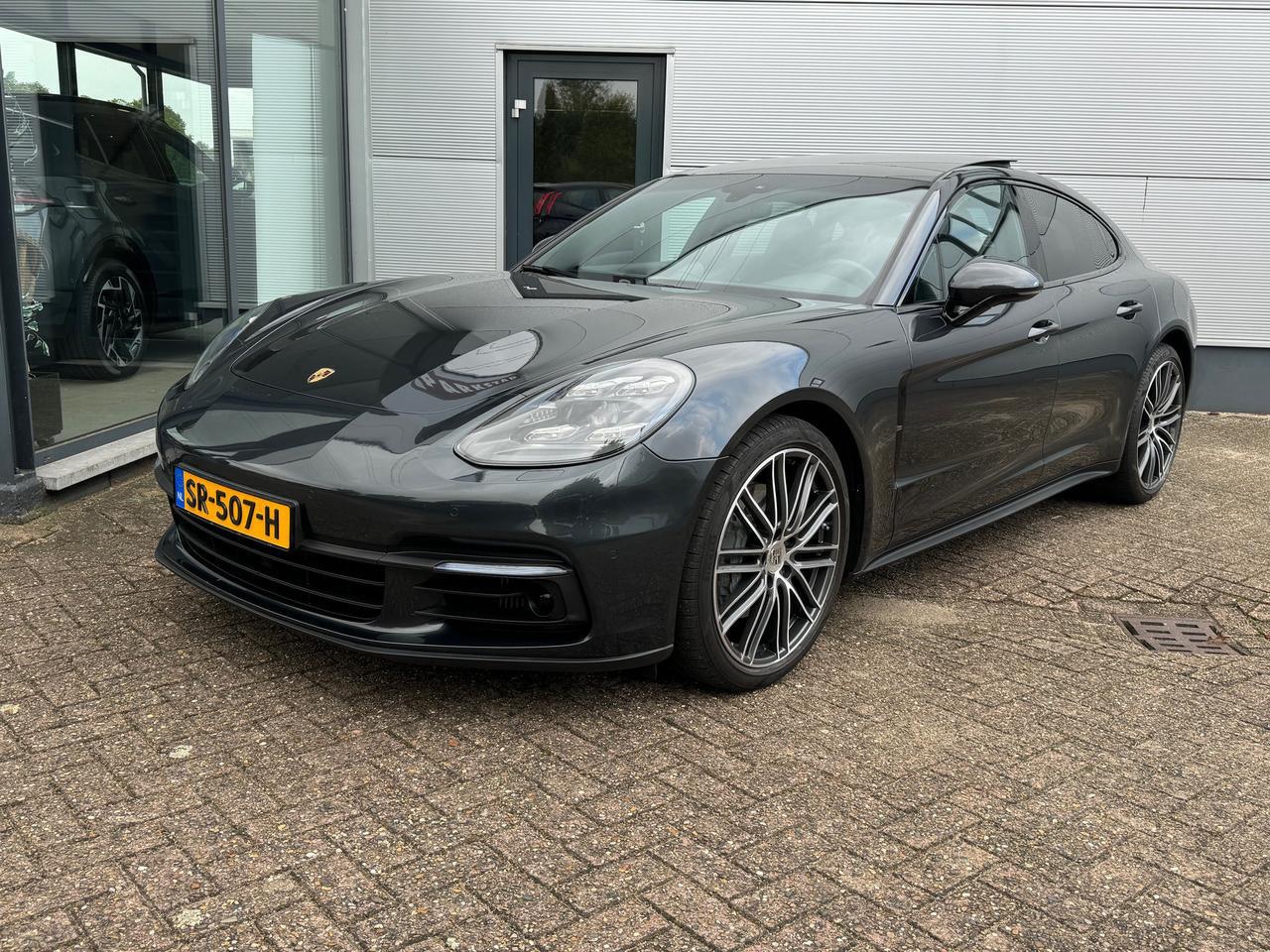 Porsche Panamera - 4S | SPORT CHRONO | PANO | MODEL 2017 - AutoWereld.nl