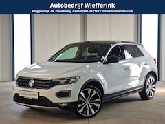 Volkswagen T-Roc - 1.5 TSI Sport | Navi | Camera| 19" | Trekhaak |