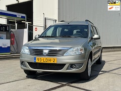 Dacia Logan MCV - 1.6-16V Lauréate 7pers. 1e. Eig. 37.500km NAP