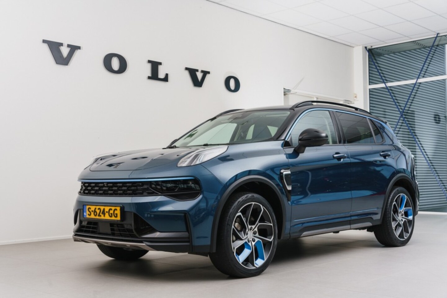 Lynk & Co 01 - Lynk en Co 01 Plug-in Hybride - AutoWereld.nl