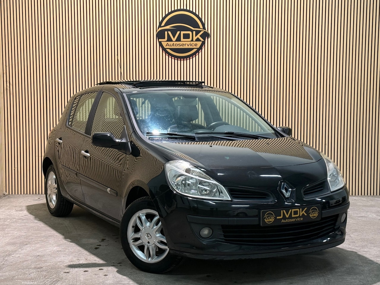 Renault Clio - 1.4-16V /NAP/PANO/AIRCO/1stEIG - AutoWereld.nl