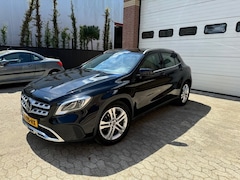Mercedes-Benz GLA-Klasse - 180 camera trekh. memory ad.cruise