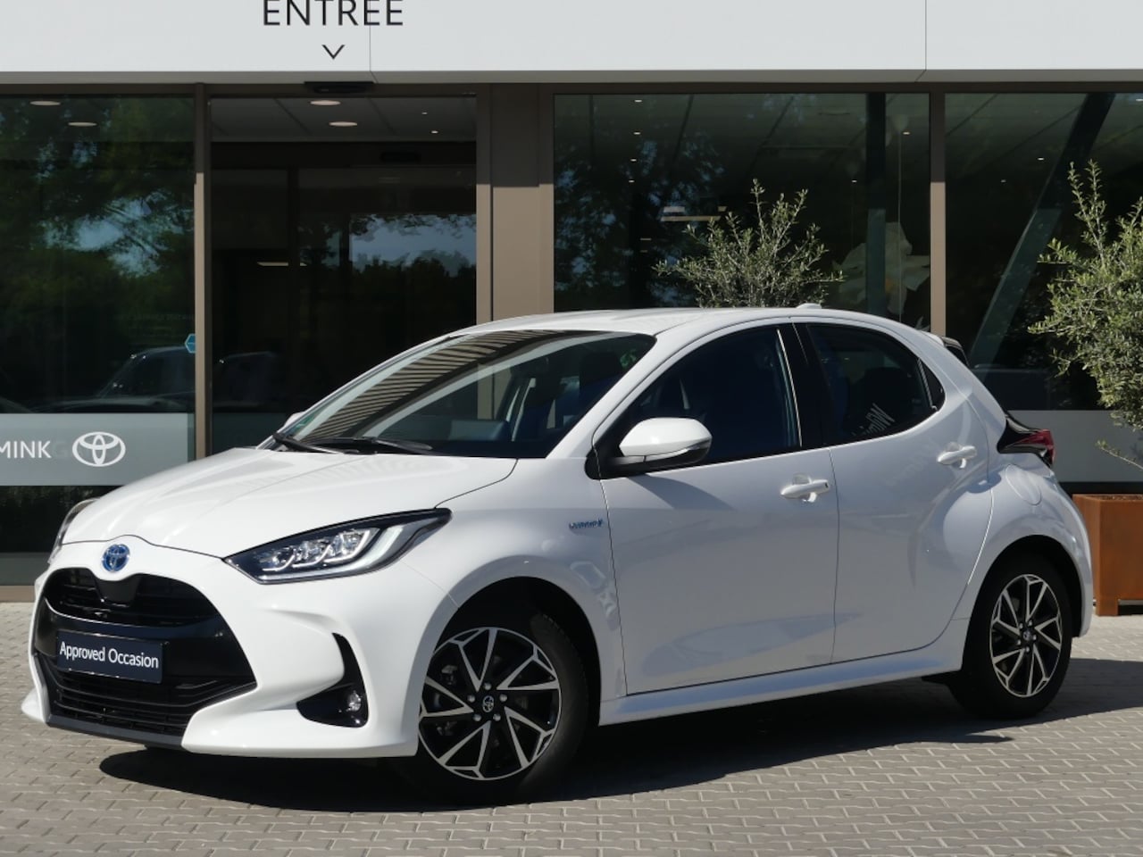 Toyota Yaris - 1.5 Hybrid Dynamic | Camera | Adaptive Cruise - AutoWereld.nl