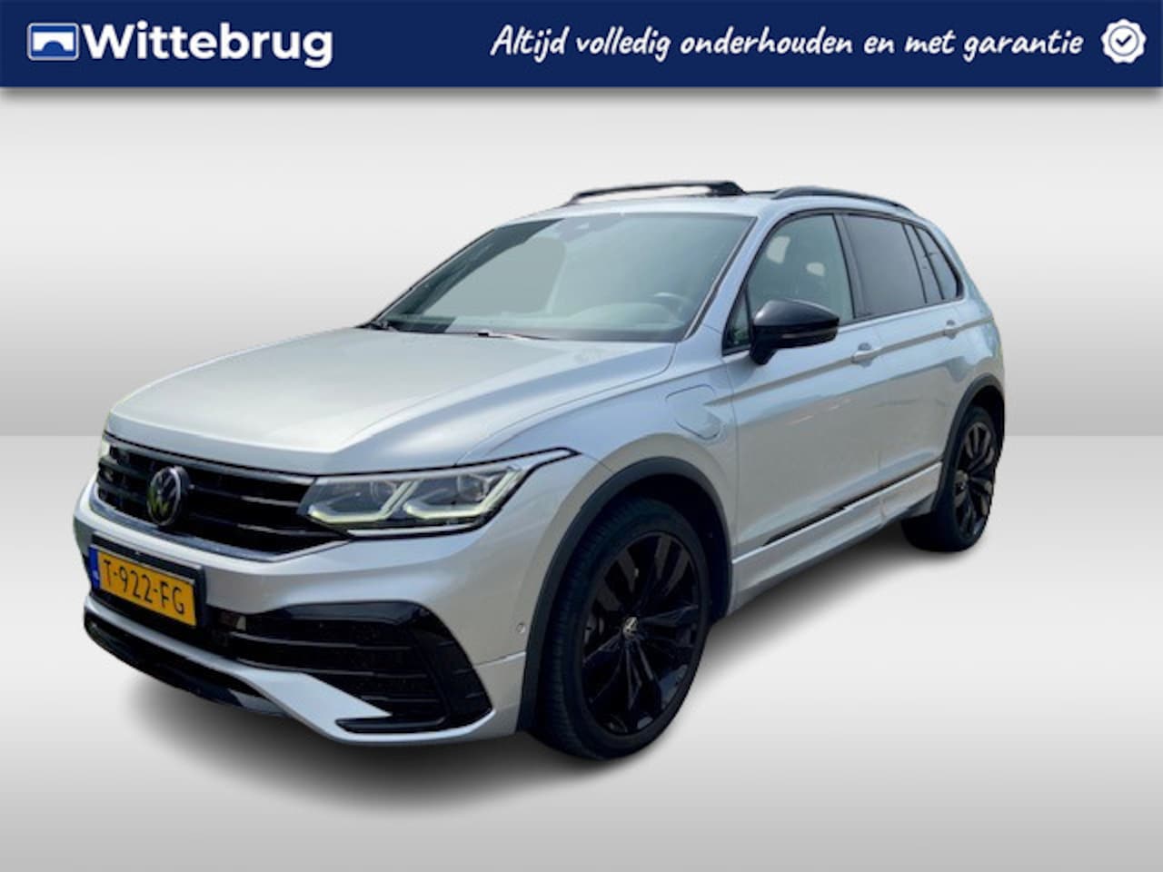 Volkswagen Tiguan - 1.4 TSI eHybrid R-Line Business Black Style/Panodak/360Camera/20 inch/Trekhaak - AutoWereld.nl