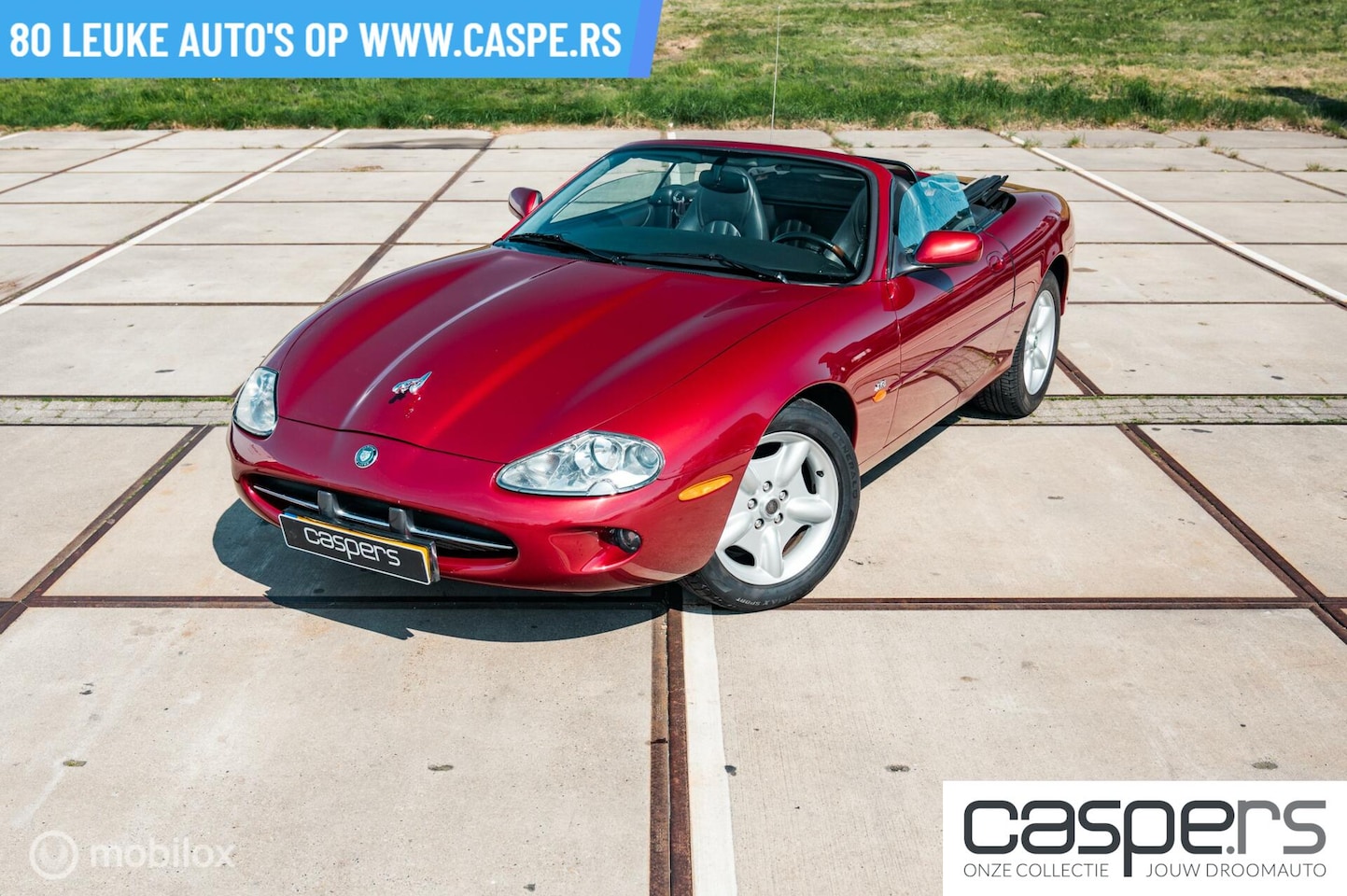 Jaguar XK8 - 4.0 V8 Convertible | Origineel NL | Metallic rood - AutoWereld.nl