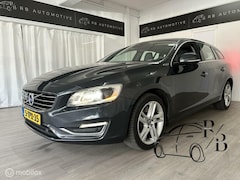 Volvo V60 - 2.4 D6 AWD Plug-In Hybrid Summum Vol Opties/Leer/Automaat/Navigatie