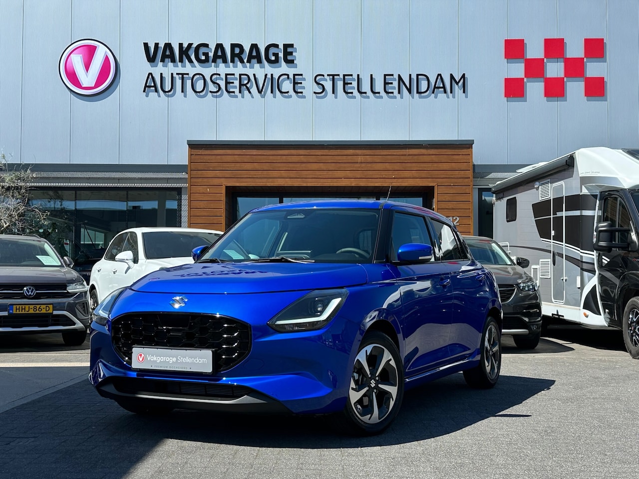 Suzuki Swift - 1.2 Style Smart Hybrid|Autom|Camera|Adapt Cruise|Navi|Carplay|Stoelverw - AutoWereld.nl