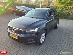 Volvo XC40 - 2.0 T4