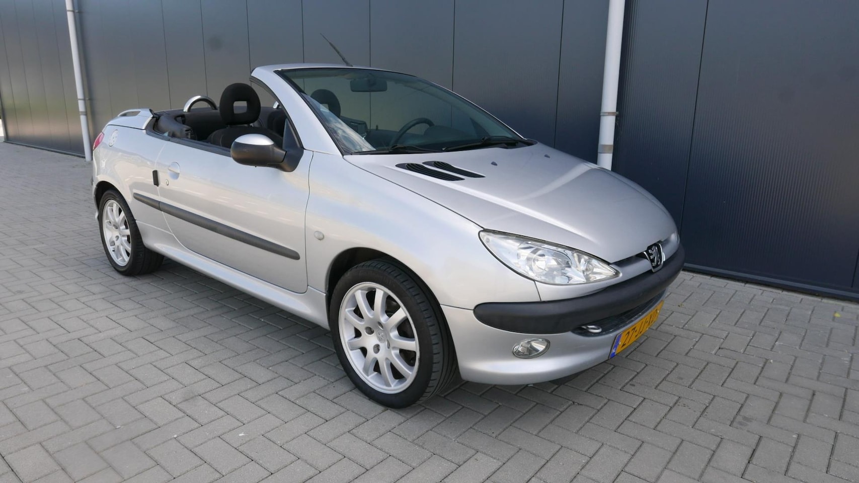 Peugeot 206 CC - 1.6-16V 1.6-16V - AutoWereld.nl