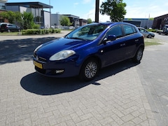 Fiat Bravo - 1.4 Dynamic/Cruise/Boekjes/Apk 14-5-2026
