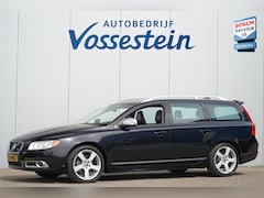 Volvo V70 - 2.0T R-Edition / NL-Auto / Leder / Navigatie / Cruise / Trekhaak / Camera / Stoelverw. / C
