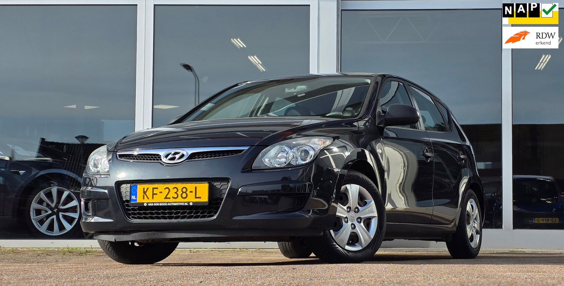 Hyundai i30 - 1.4i Active Airco 100% Onderhouden Nieuwe APK Mooi! - AutoWereld.nl