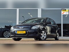 Hyundai i30 - 1.4i Active Airco 100% Onderhouden Nieuwe APK Mooi
