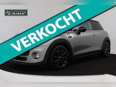 MINI Cooper - 1.5 Edition Automaat (NAVIGATIE, CRUISE, MULTIMEDIA, LM VELGEN, NL AUTO)