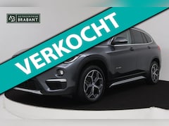 BMW X1 - XDrive20i High Executive (PANORAMADAK, AFNEEMBARE TREKHAAK, HEAD-UP DISPLAY, LEDER, PARKEE