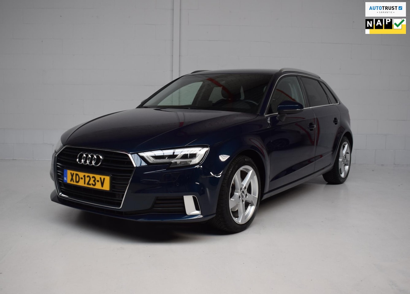 Audi A3 Sportback - 30 TFSI Sport Edition ORG.NED / CAMERA / NAP / LED / SPORTSTOELEN / NAVI / STOELVERWARMING - AutoWereld.nl
