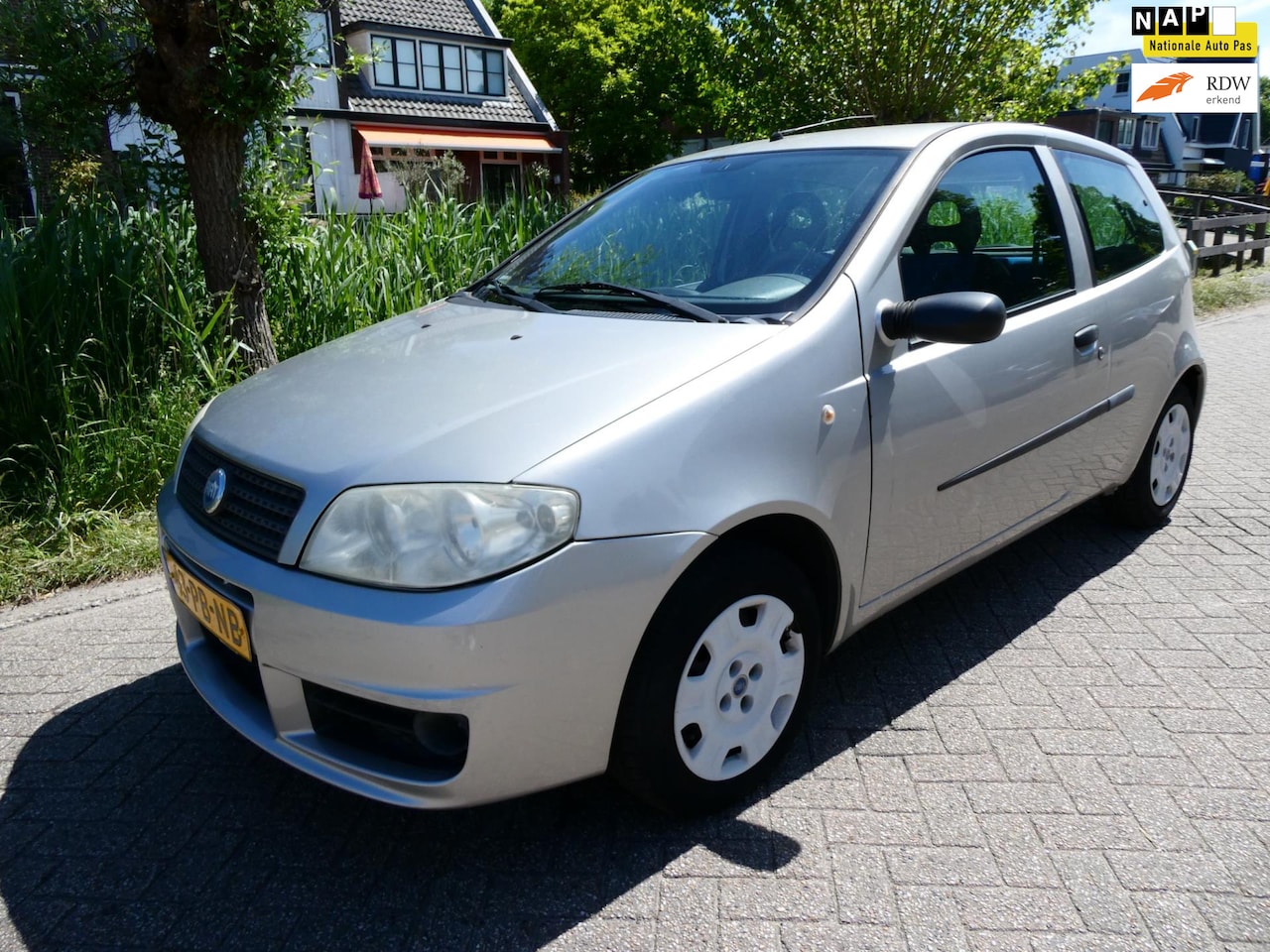 Fiat Punto - 1.2 Dynamic Koude-Airco APK Mei 2026 Zuinig 3e eigenaar - AutoWereld.nl