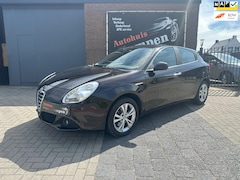 Alfa Romeo Giulietta - 1.4 T Distinctive Etna Zwart