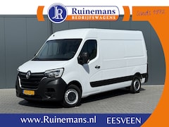 Renault Master - T35 2.3 dCi 135 PK / L2H2 / 1e EIG. / TREKHAAK / AIRCO / 3-ZITS / NAVI / LED / NETTE BUS