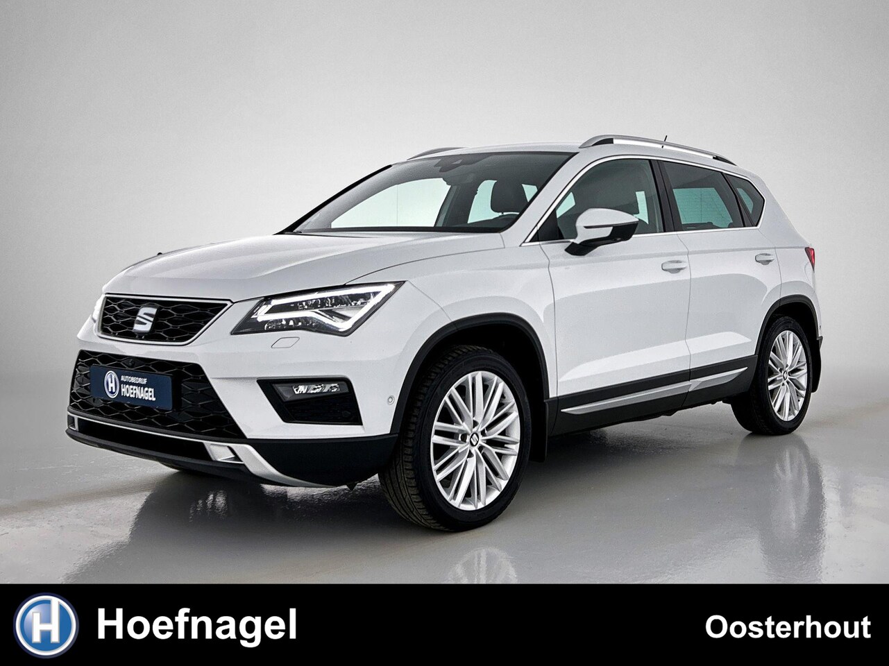 Seat Ateca - 1.4 EcoTSI Xcellence Automaat | Navigatie | Camera | Trekhaak | Adaptive Cruise Control | - AutoWereld.nl