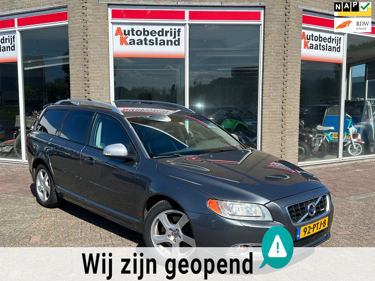 Volvo V70 - 2.0T R-Edition Automaat - Leder - Xenon - Lees omschrijving - 2011 - AutoWereld.nl