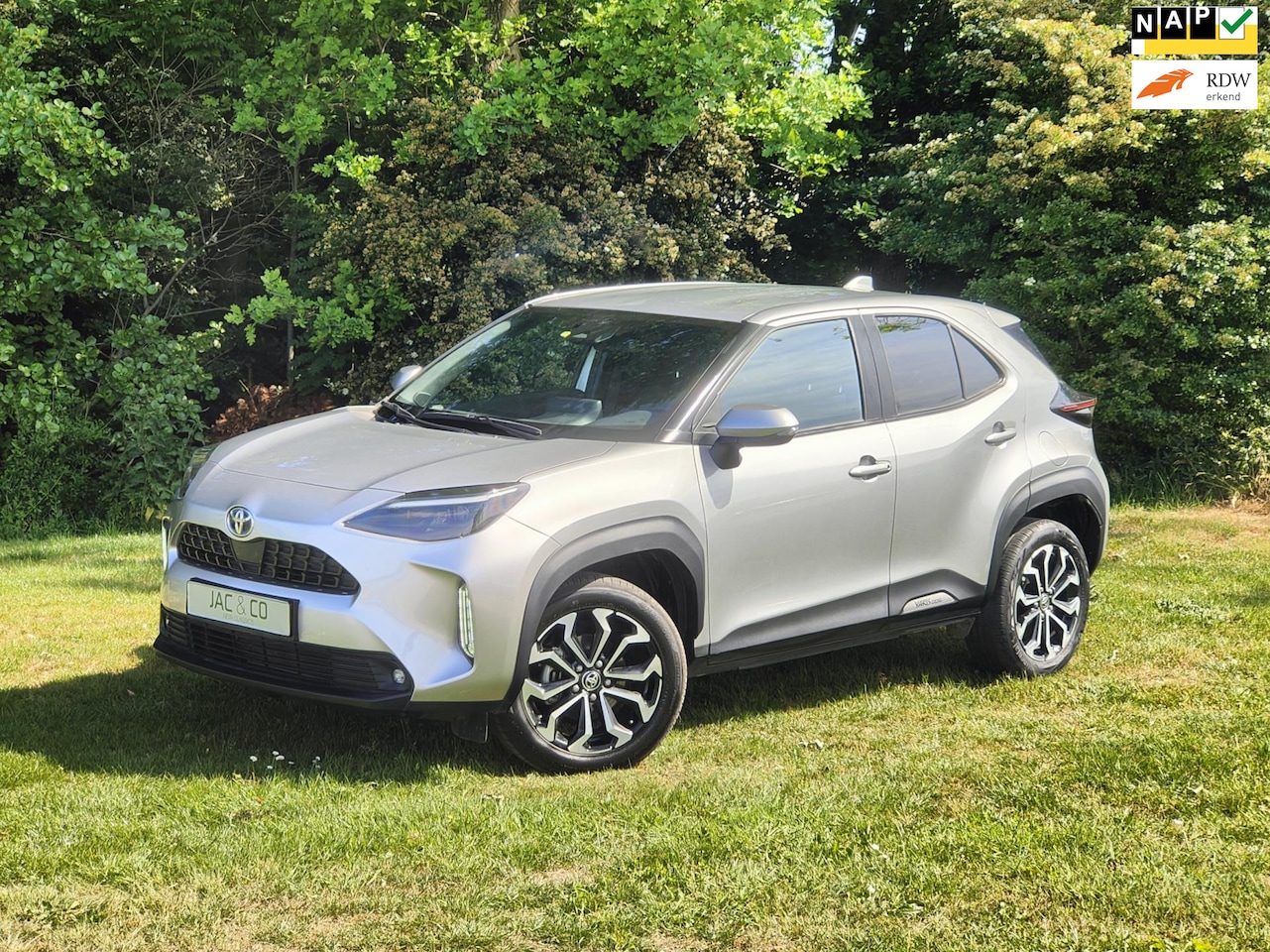 Toyota Yaris Cross - 1.5 Hybrid First Edition Full map Navi - Camera - Keyless Entry - AutoWereld.nl