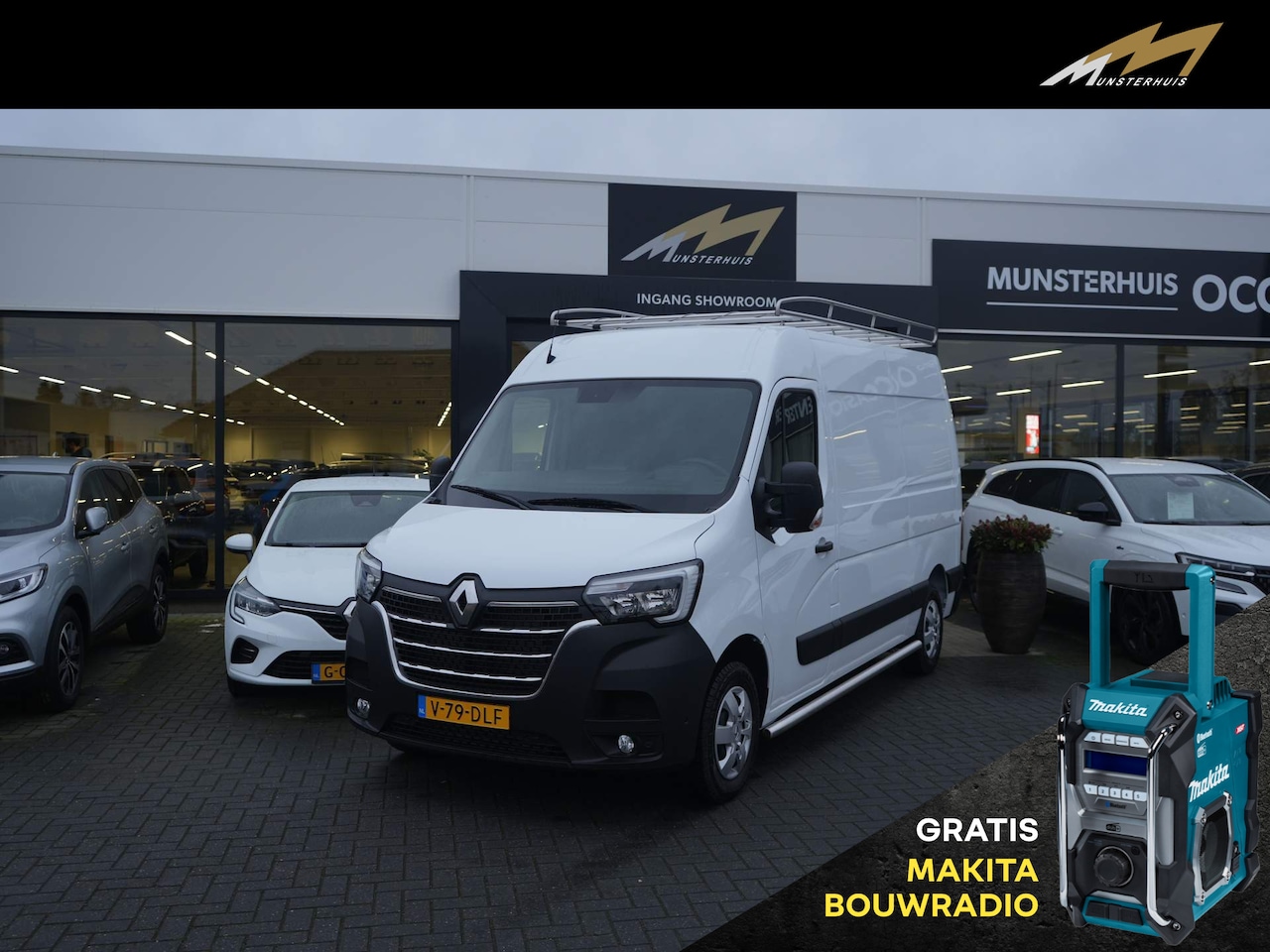 Renault Master - T35 2.3 dCi 135 L2H2 Work Edition - All seasonbanden - Trekhaak - Imperiaal - Navigatie - AutoWereld.nl