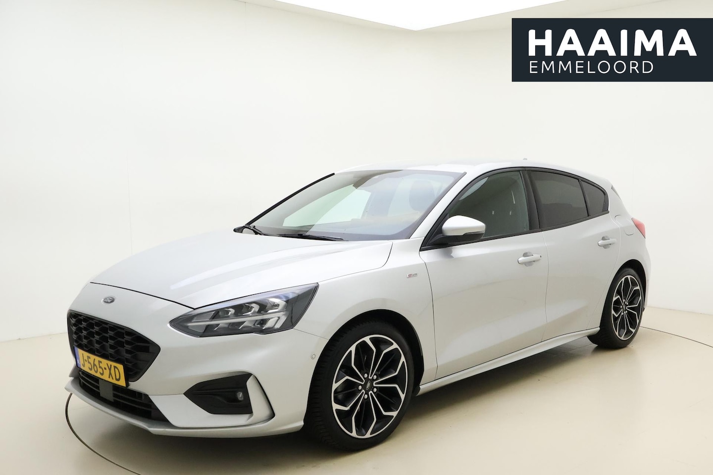Ford Focus - 1.0 EcoBoost ST Line Business 125pk | Navigatie | Camera | Winter pakket | 18" Lichtmetale - AutoWereld.nl