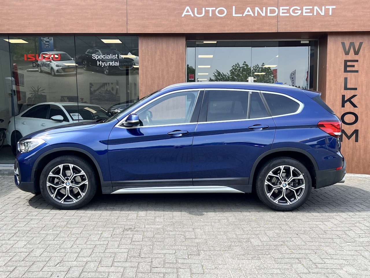 BMW X1 - sDrive18i High Executive sDrive18i High Executive - AutoWereld.nl