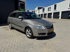 Skoda Fabia Combi - 1.4-16V Ambiente Airco/Cruise/LM
