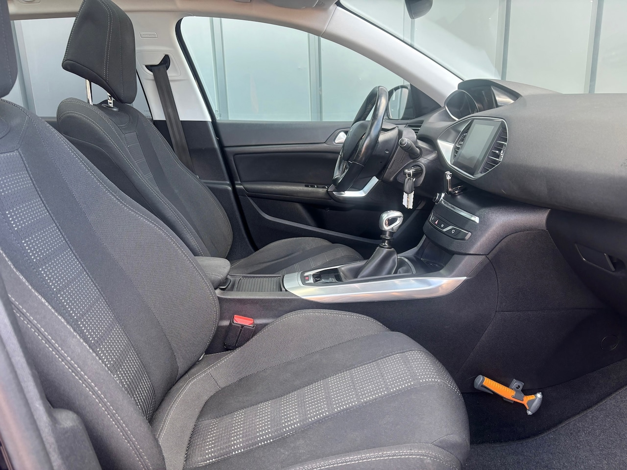 Peugeot 308 SW - 1.2 PureTech Blue Lease Premium NAP//CLIMA//NAVI//CRUISE//PANORAMA//STOELVERWARMING