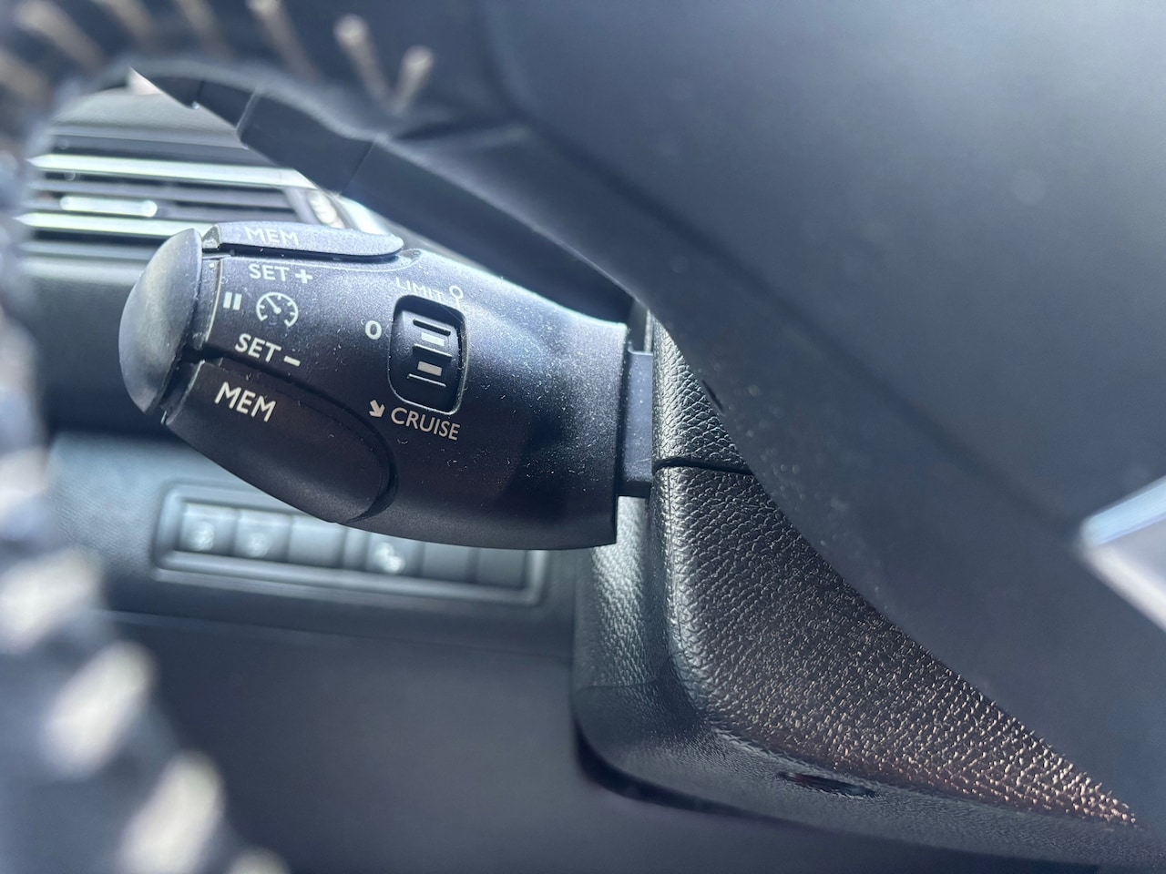 Peugeot 308 SW - 1.2 PureTech Blue Lease Premium NAP//CLIMA//NAVI//CRUISE//PANORAMA//STOELVERWARMING