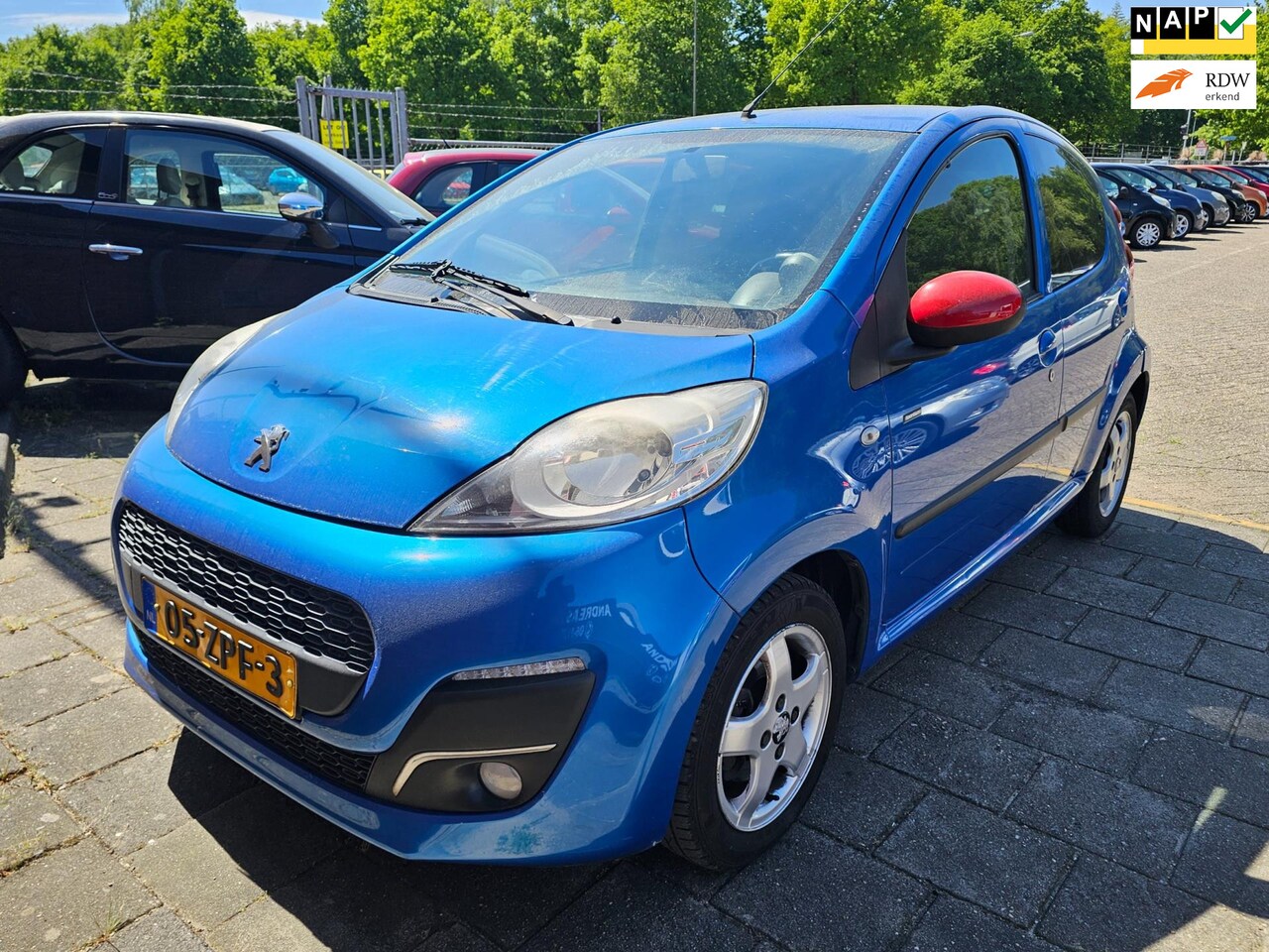 Peugeot 107 - 1.0 Sportium 5-deurs AIRCO *apk:01-2026* - AutoWereld.nl